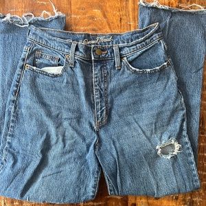 Universal Thread Straight Leg Jeans